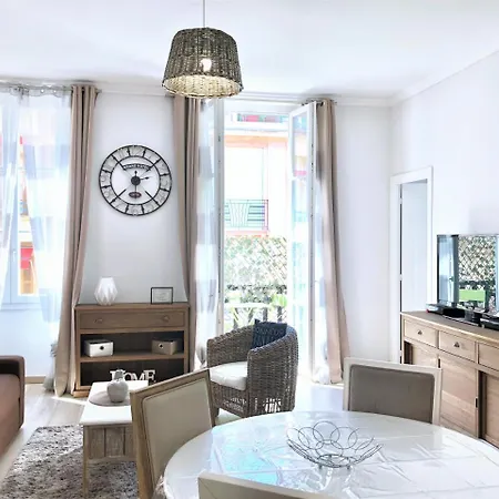 Prestige Center Apartment